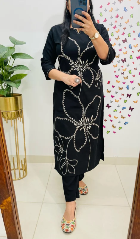 Flower embroidery work (Copy)