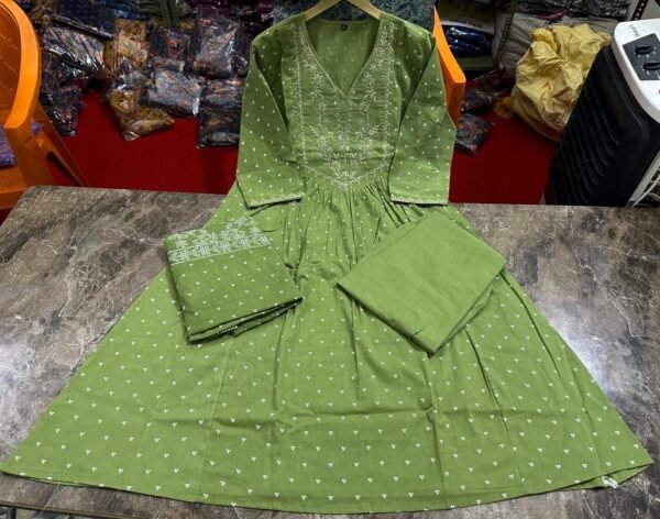 Anarkali Printed Kurta With Malmal Dupatta Set - Image 5