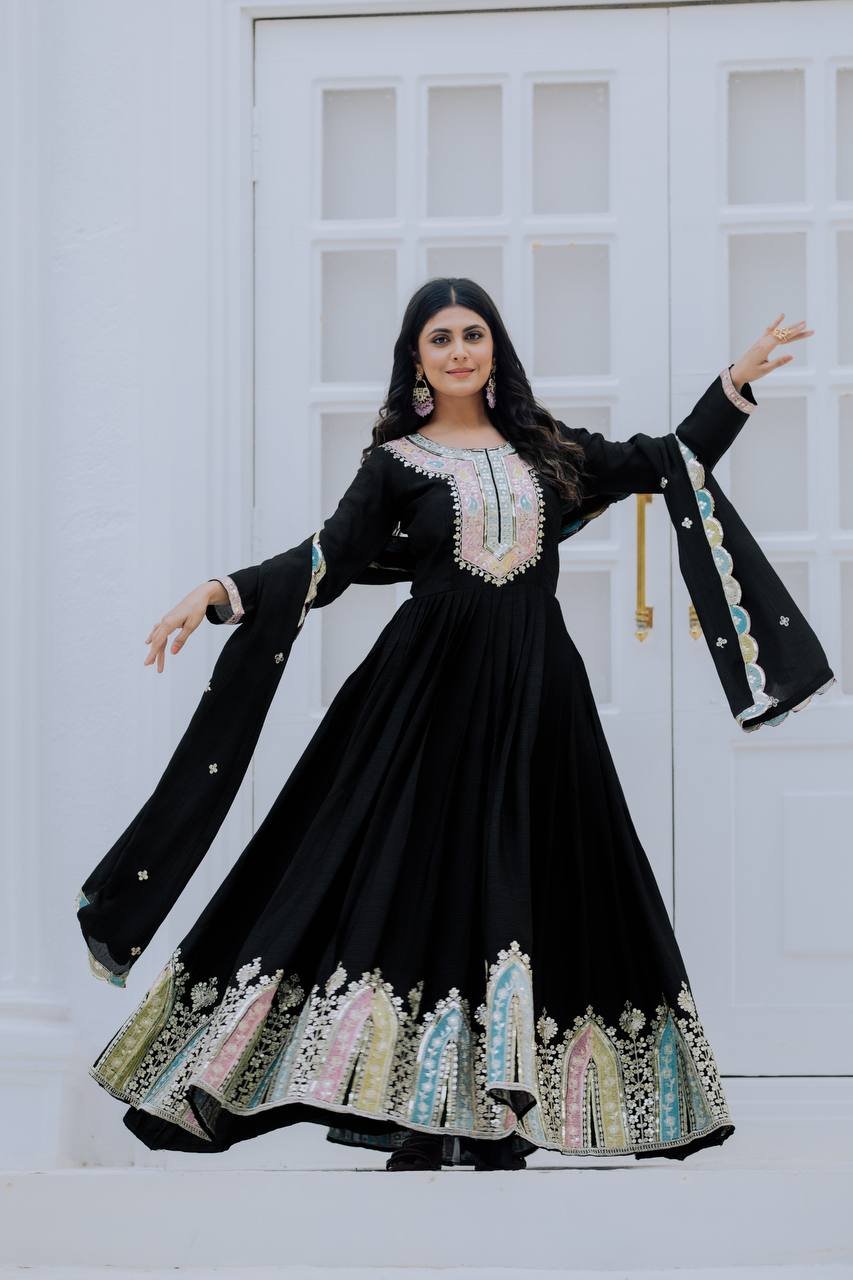 Gown set