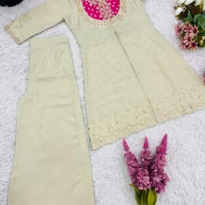 Trendy & Comfortable Cord Set