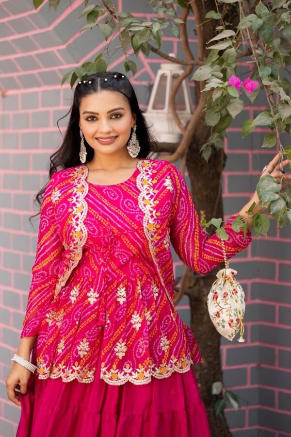 Holi Spacial Bandheji Crop Top - Image 3
