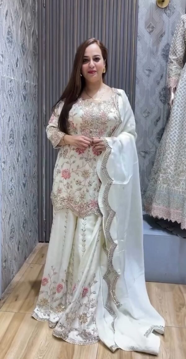 Elegant Kurti Set