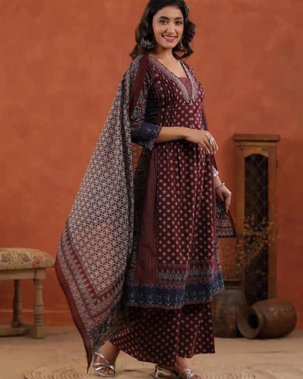 Pure fine Cotton fabric Kurti with Pant Red