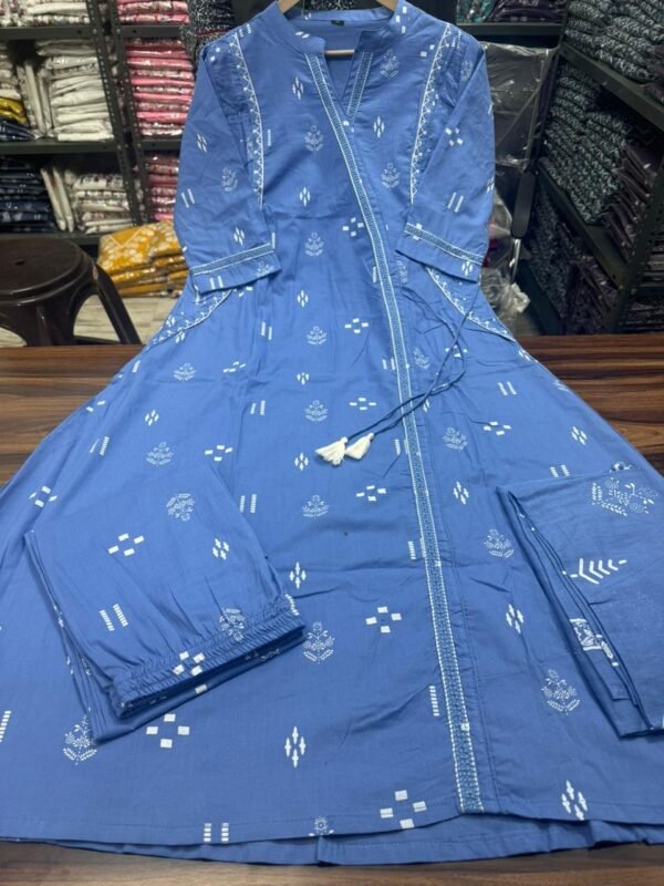 Pure fine Cotton fabric Kurti with Pant Sky Blue