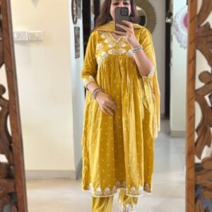 Pure fine Cotton fabric Kurti with Pant Ye