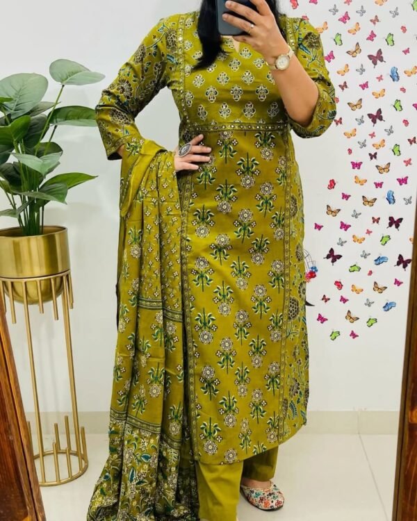Pure fine Cotton fabric Kurti with Pant Dhani Colour