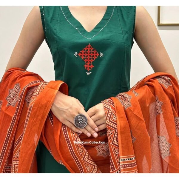 Trendy A Line Kurti Set