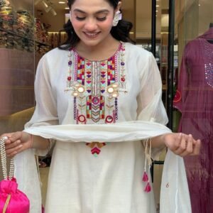 Primium Chanderi suit